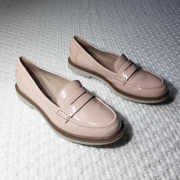 SOLD Collection by Clark's Womens Slip on loafers